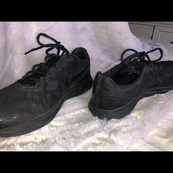 Nike training in season TR7 size 10 - Picture 2 of 5